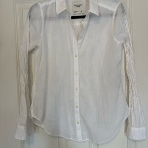Abercrombie & Fitch Classic White Textured Button Down Shirt